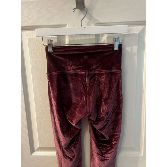 Lululemon Wunder Lounge Special Edition Plum Velvet Leggings sz 4 EUC - Picture 10 of 12